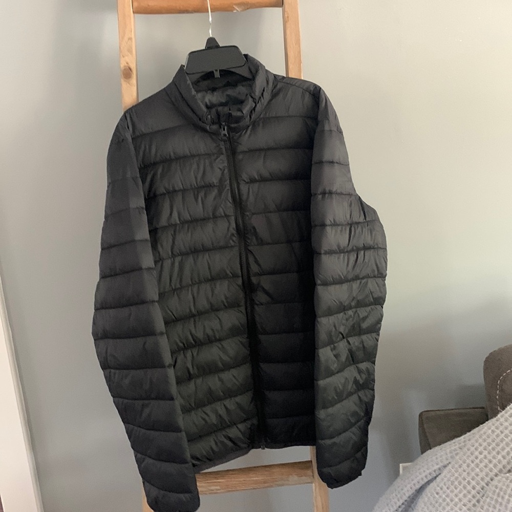 Men’s Old Navy jacket - size medium - black - lightweight